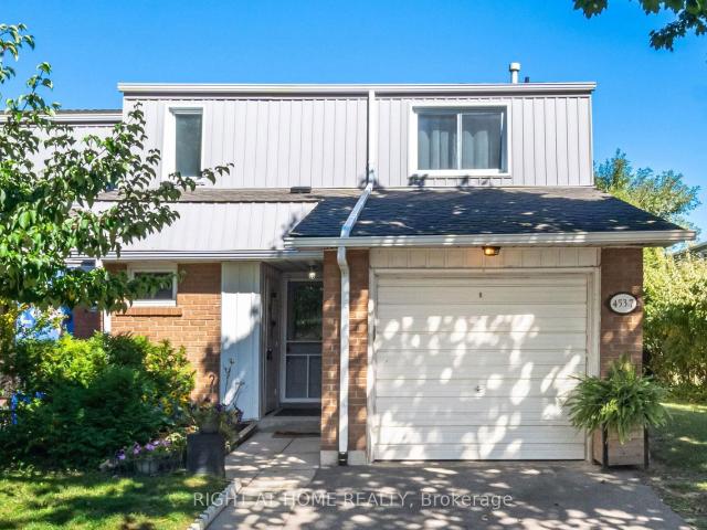 Condo for sale in Burlington, Ontario