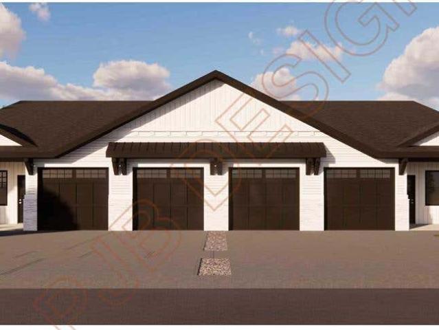 Townhouse for sale in Lacombe, Alberta