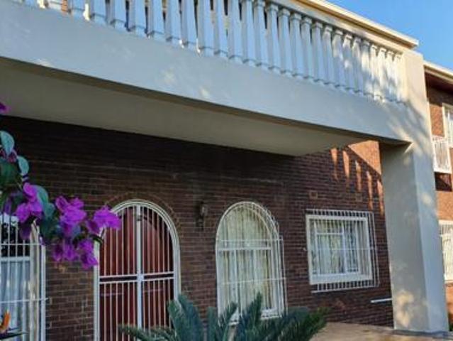 House for rent in Waterkloof, Gauteng