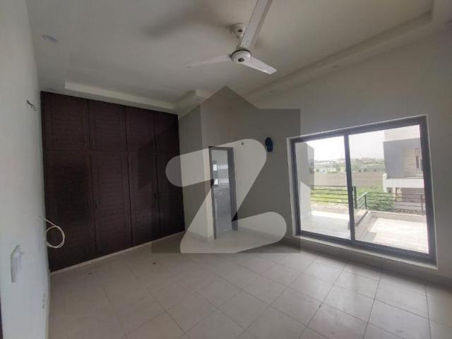 House for sale in Faisalabad, Islamabad Capital Territory