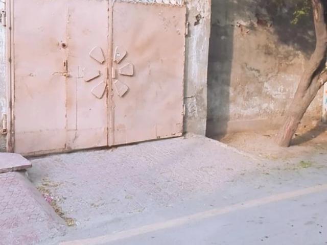 House for sale in Faisalabad, Islamabad Capital Territory
