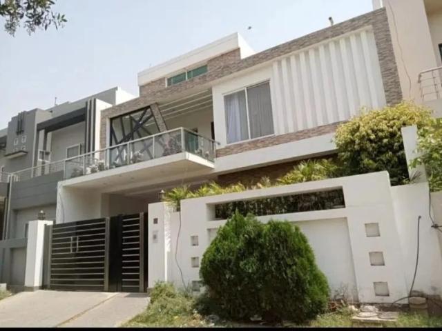House for sale in Faisalabad, Islamabad Capital Territory