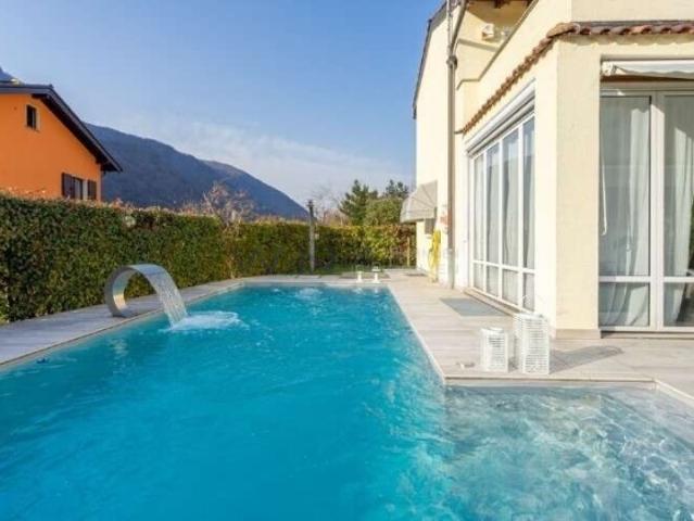Einfamilienhaus kaufen in Riva San Vitale, Tessin