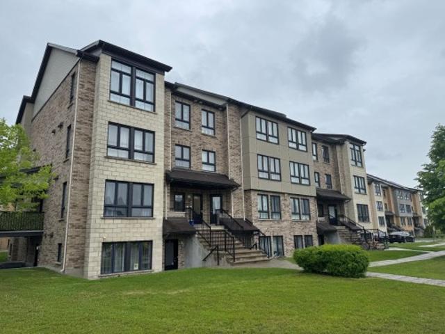 Property for rent in Brossard, Quebec