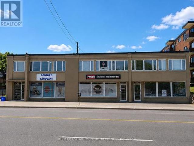 Commercial for rent in Ancaster, Ontario