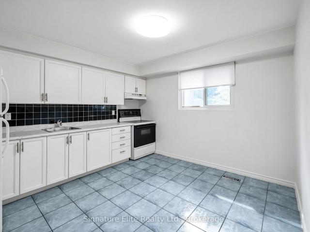 Condo for rent in Woburn, Ontario