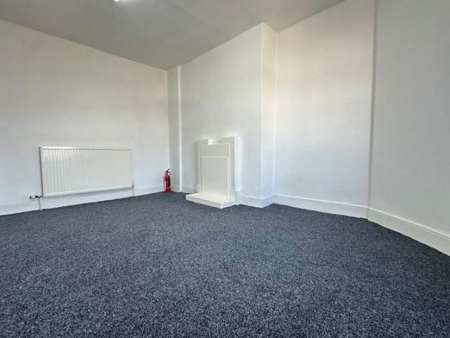Studio for rent in Four Lane Ends, Blackburn