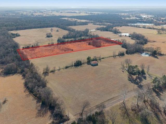 Land for sale in Como, Texas