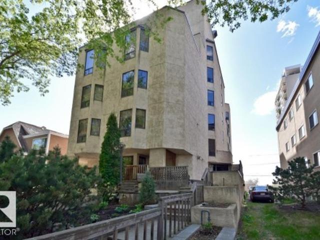 Condo for sale in Wedgewood, Alberta