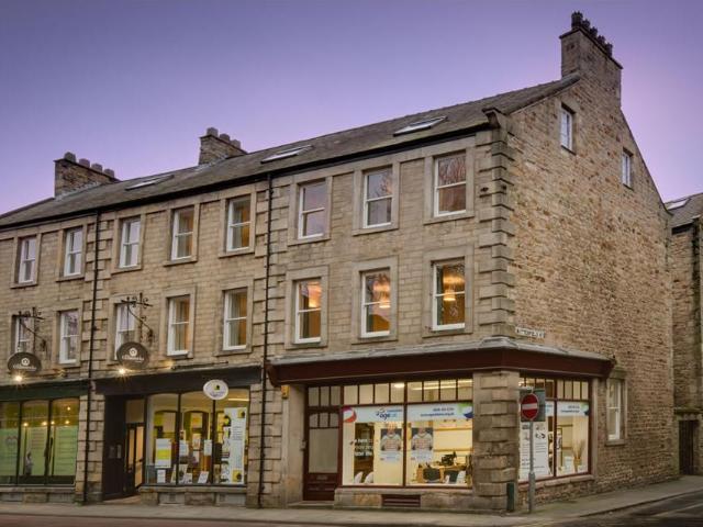Apartment for rent in Moorlands, Bare