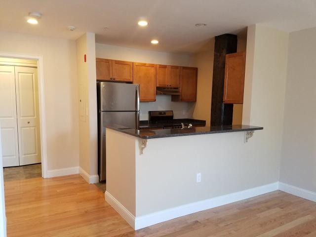 Apartment for rent in Beverly, Massachusetts