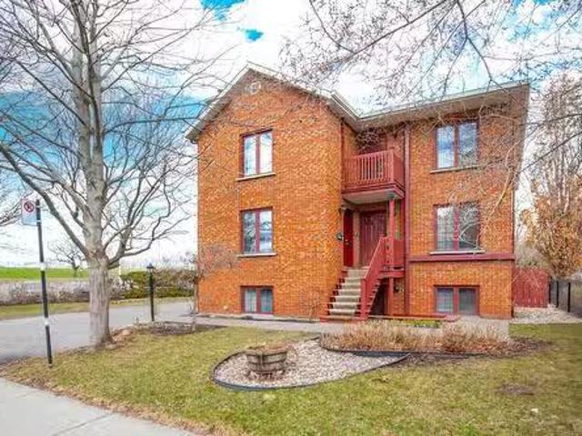 House for sale in Longueuil, Quebec