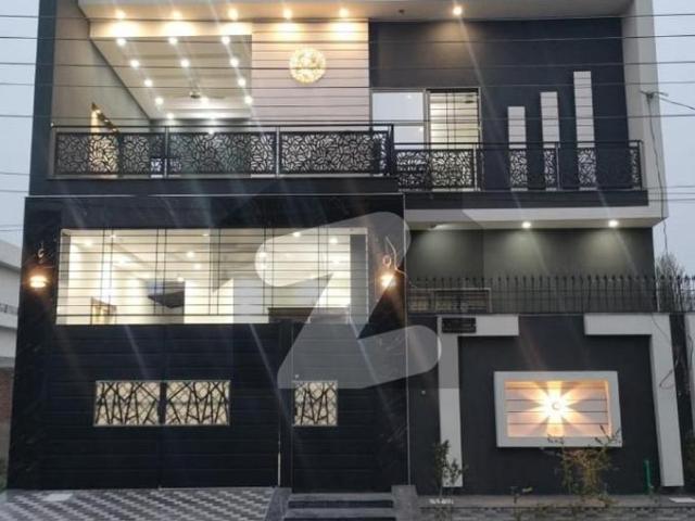 House for sale in تحصیل فیصل آباد شہر, فیصل آباد ڈویژن