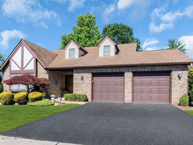 House for sale in Marlton, New Jersey