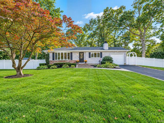 House for sale in East Northport, Town of Huntington