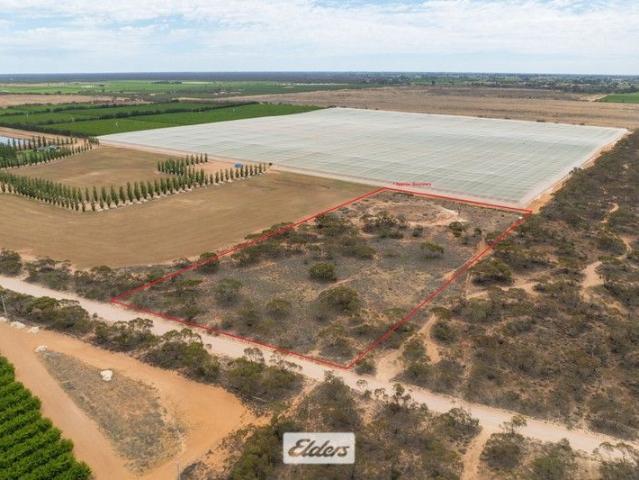 Cottage for sale in Red Cliffs, Victoria