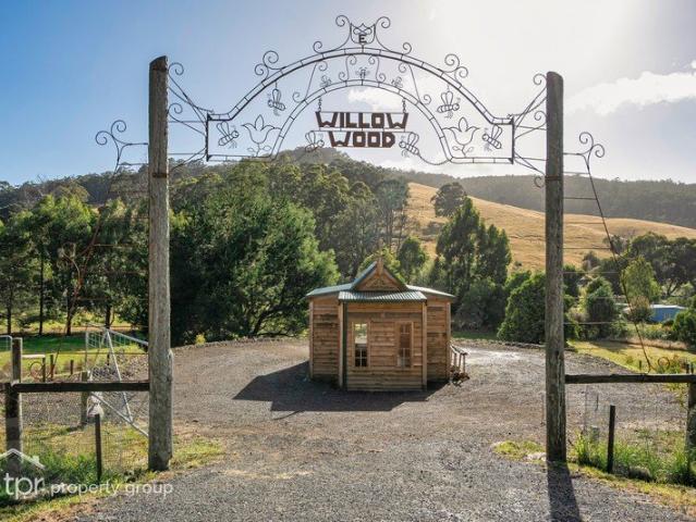 Land for sale in Brooks Bay, Tasmania