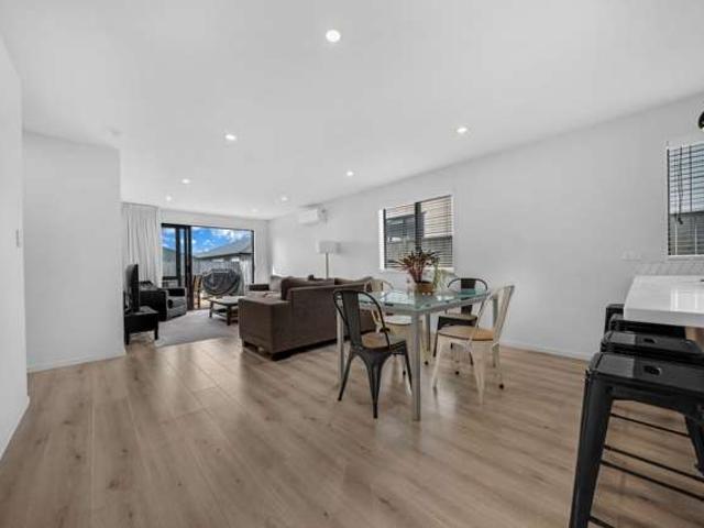 House for sale in Awhitu