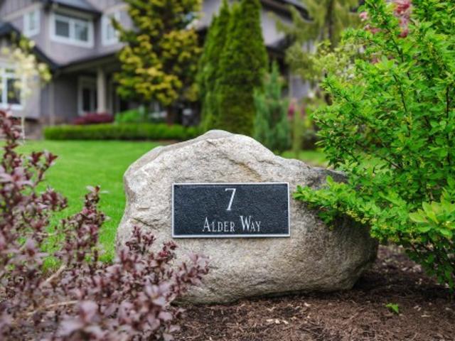 House for sale in Anmore