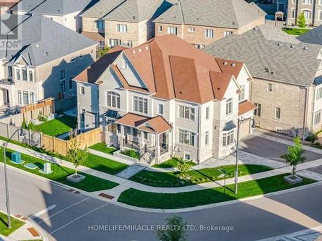 House for sale in Georgina, Ontario