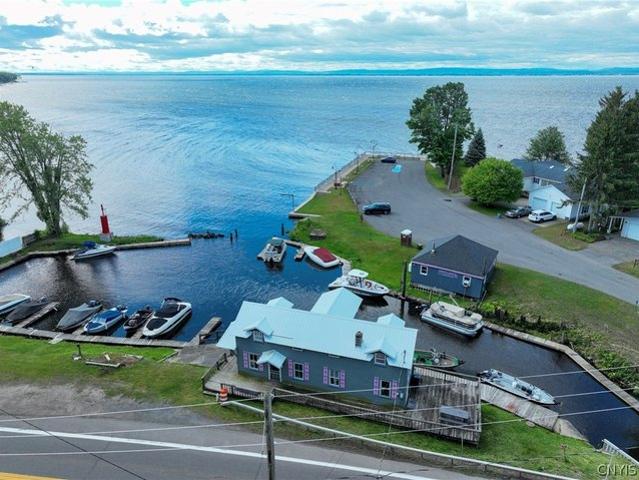 House for sale in Bernhards Bay, New York