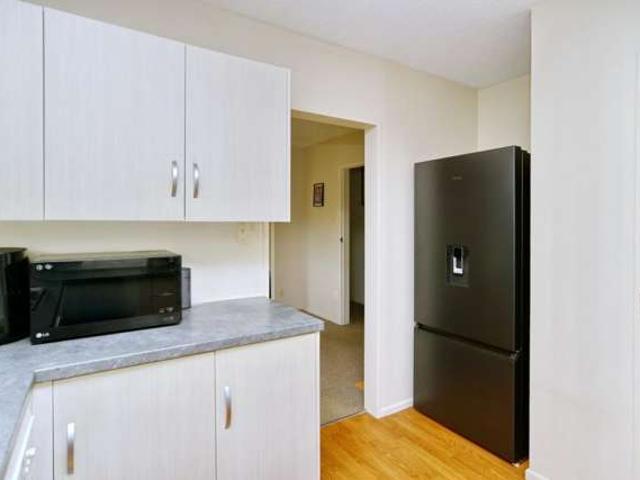 Property for sale in Chaslands, Canterbury
