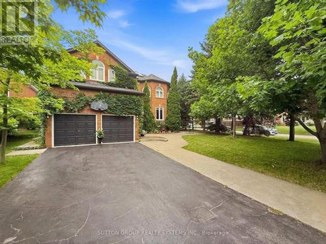 House for sale in Ancaster, Ontario