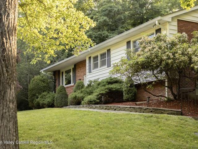 House for sale in Bearsville, New York