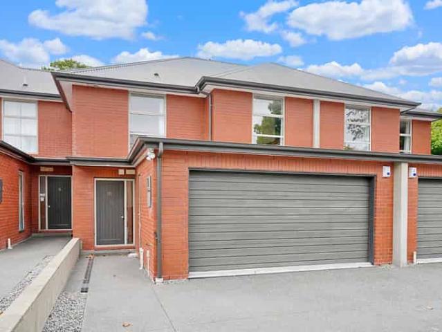 House for rent in Chaslands, Canterbury