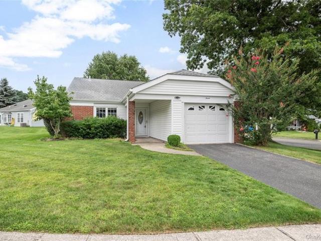 Condo for sale in Centereach, New York