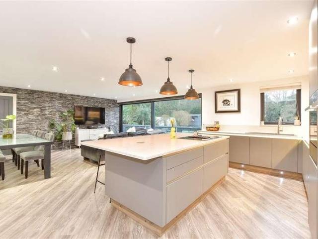House for sale in Acol, Kent