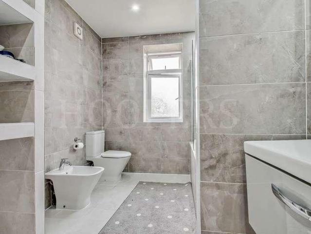 House for sale in Dollis Hill, Greater London