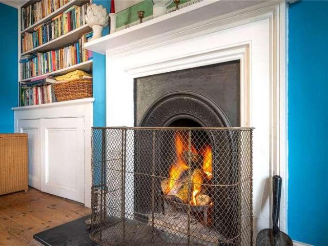 House for sale in Black Bourton, Oxfordshire