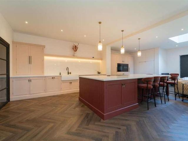 House for sale in Georgia, Greater Manchester