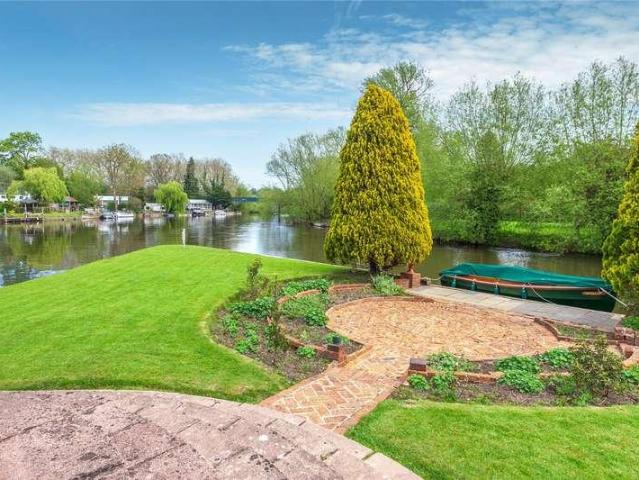 House for sale in Wargrave