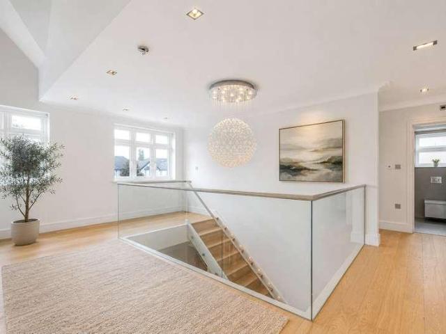 House for sale in Potters Bar, Hertfordshire