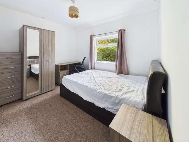 House for sale in Fishersgate, West Sussex