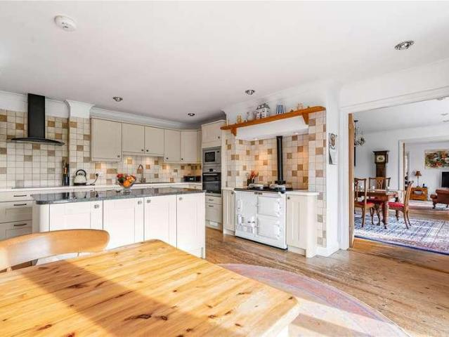 House for sale in Chariton, Middlehill