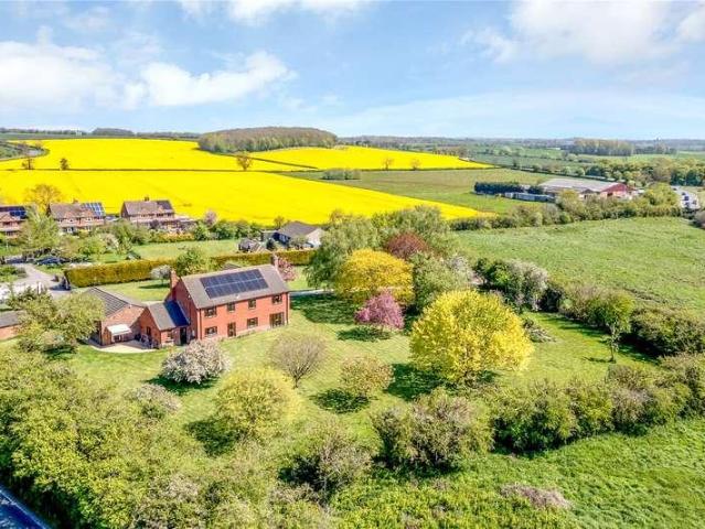 House for sale in Cotes, Elmfield