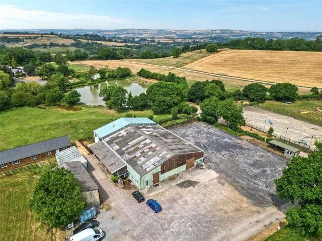 House for sale in Clutton, Farmborough
