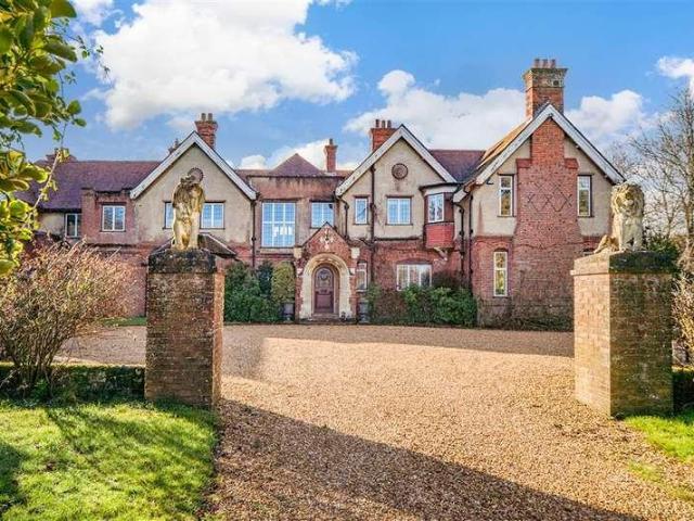 House for sale in Wootton Bridge, Isle Of Wight