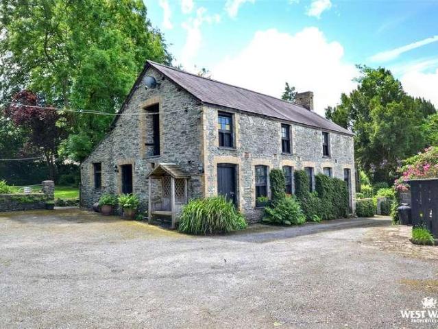 House for sale in Dre-fach, Wales