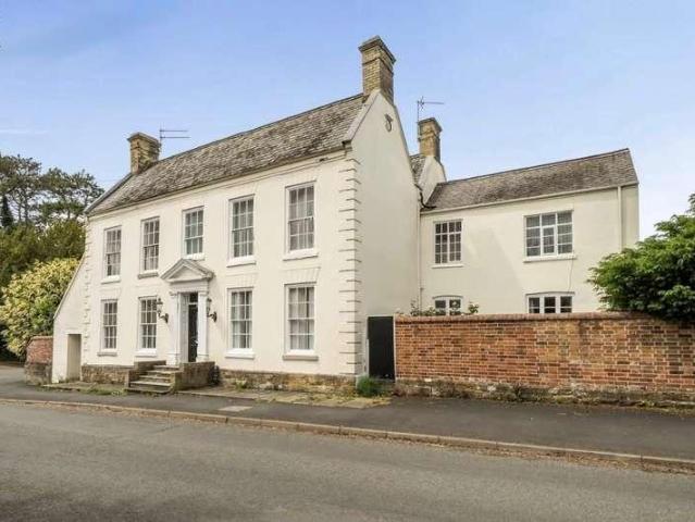 House for sale in Stanford On Avon, Leicestershire