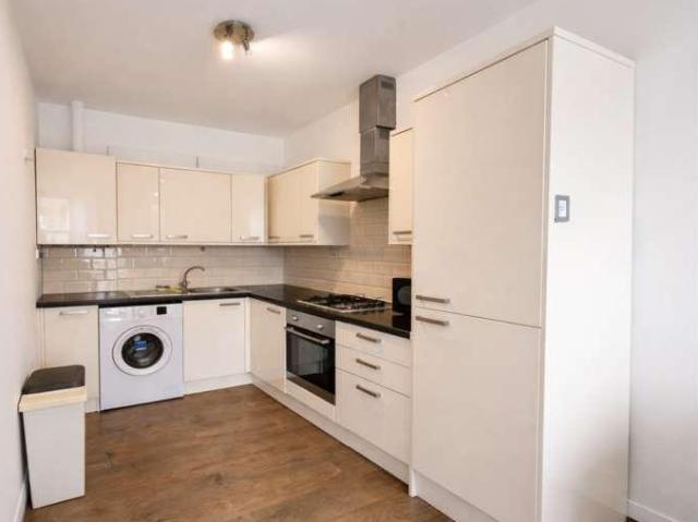 House for sale in Brownswood Park, Greater London