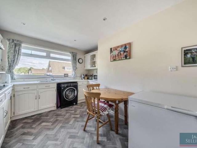 House for sale in Stanford On Avon, Leicestershire