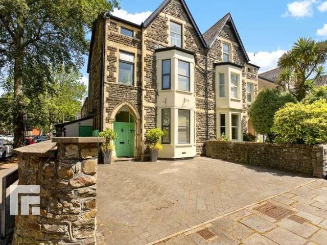 House for sale in Plasnewydd, Falcon Lodge