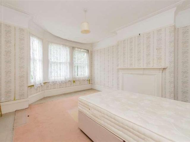 House for sale in Kings Farm, Hamerton