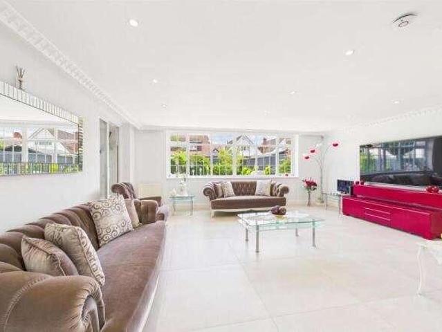 House for sale in Eastcote, Greater London