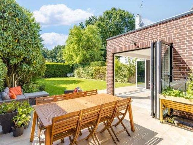 House for sale in Temple Fortune, Greater London
