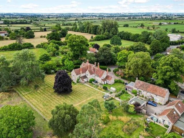 House for sale in Queen Camel